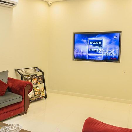 Pan Emirates Hotel Apartments الشارقة المظهر الخارجي الصورة